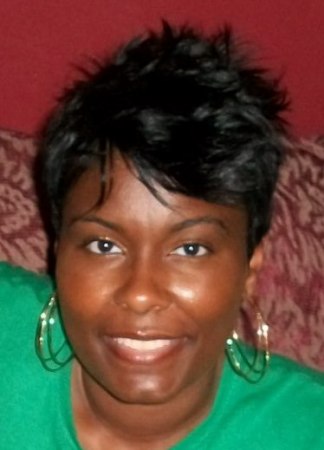 Maria Lewis Photo 20