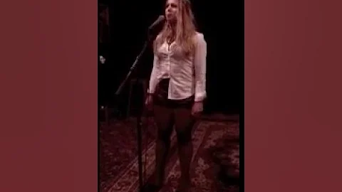 Amy Barker Photo 38