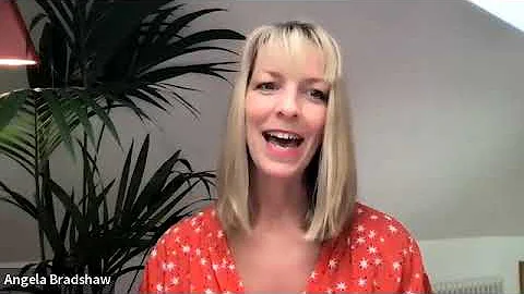 Angela Bradshaw Photo 13