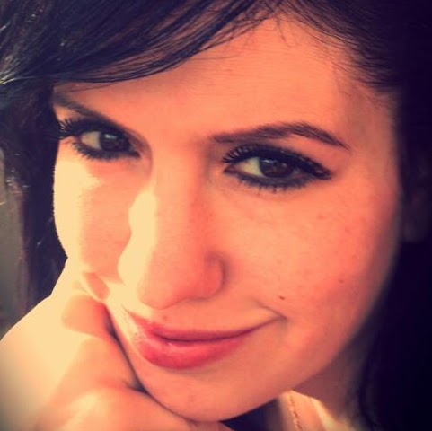 Jessica Voss Photo 13