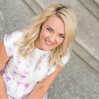 Leslie Carey Photo 2