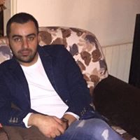 Hossein Alavi Photo 1