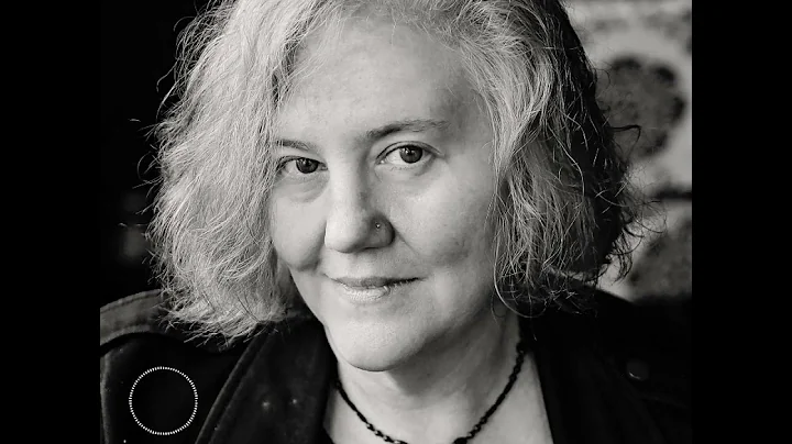 Maria Selvaggio Photo 13