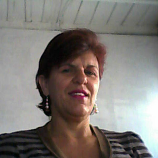 Gloria Arias Photo 10