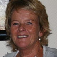Karin Becker Photo 3
