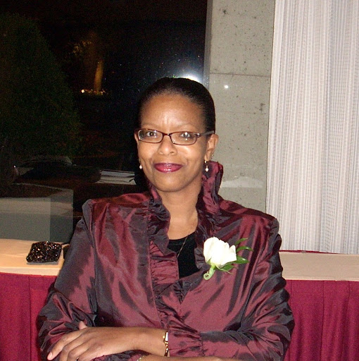 Sandi Moore Photo 12