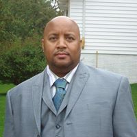 Derrick Evans Photo 7