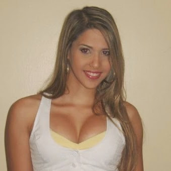 Sarah Stephan Photo 11