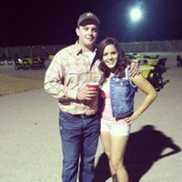 Chelsea Hernandez Photo 7