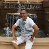 Robin Torres Photo 2