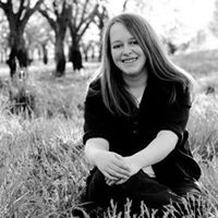 Carrie Gill Photo 5