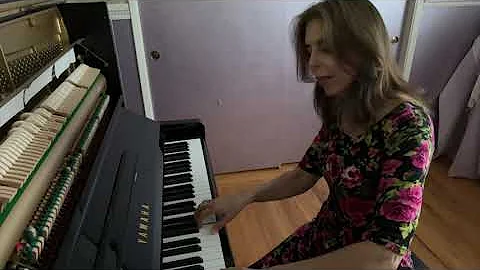 Laura Sullivan Photo 40