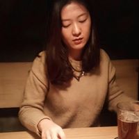 Kelly Hwang Photo 7