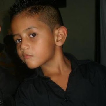 Roberto Urrea Photo 11
