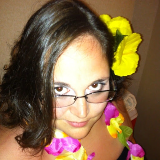Andrea Evans Photo 16