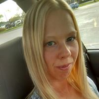 Ericka Roberts Photo 7