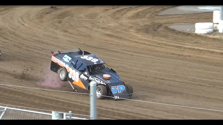 Kevin Hurst Photo 33