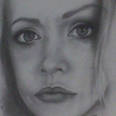 Jodie Anderson Photo 9