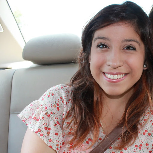 Lauren Garcia Photo 14