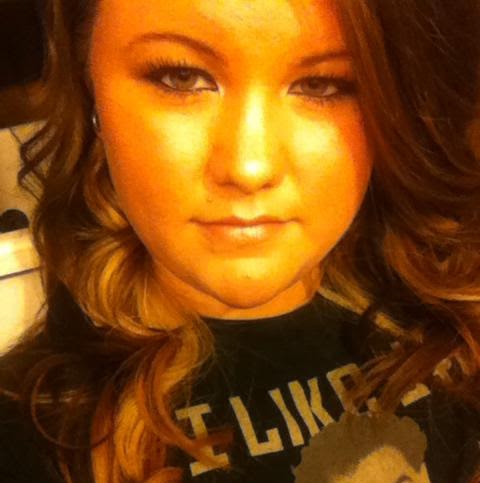 Nikole Brown Photo 15