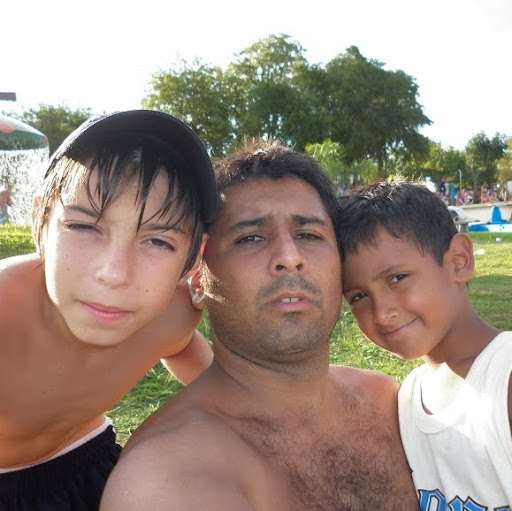 Rodrigo Lucero Photo 12