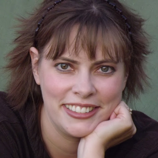 Vicki Lucas Photo 9