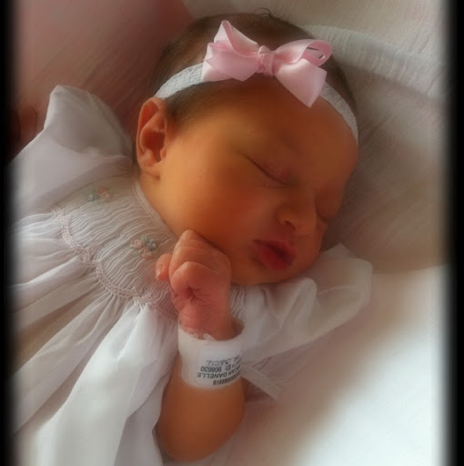 Micah Pierce Photo 10