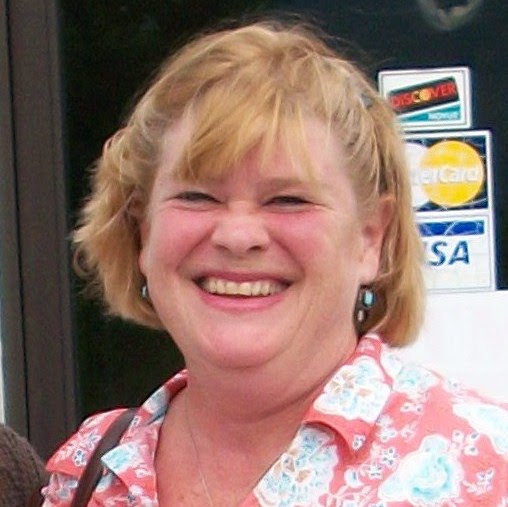 Lisa Coates Photo 16