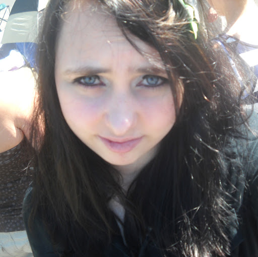 Hannah Rogers Photo 16