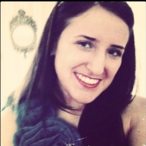 Melanie Costa Photo 9