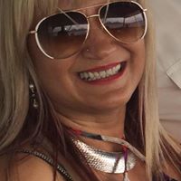 Tina Borges Photo 6