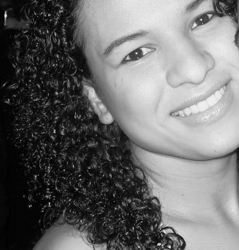 Delia Benitez Photo 15