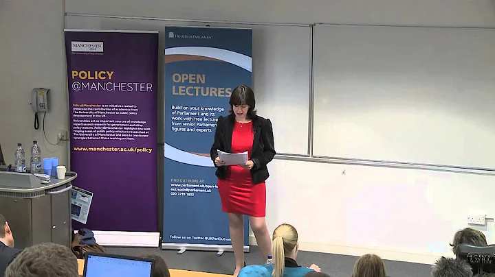 Lucy Powell Photo 30