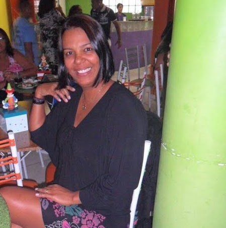 Adriana Tavares Photo 10