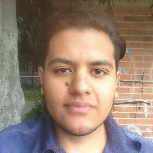 Alexander Tovar Photo 16