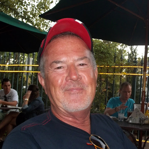 Tom Sutton Photo 9