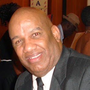 Leonard Evans Photo 9