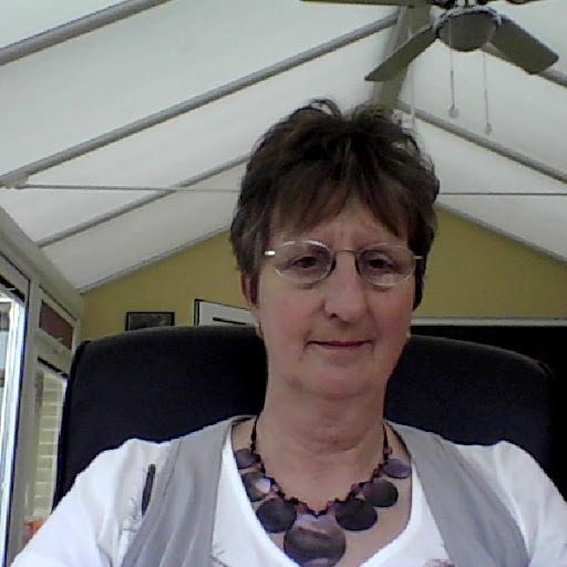 Lynn Tucker Photo 16