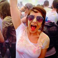 Emma Lawrence Photo 8