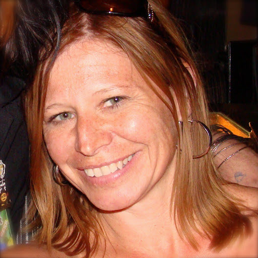 Kim Thrasher Photo 9
