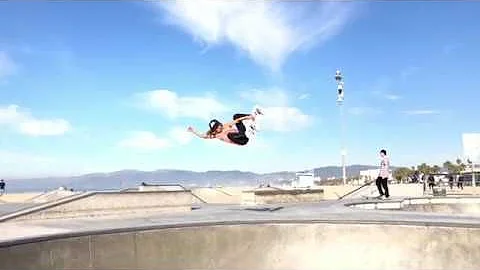 Venice Brown Photo 17