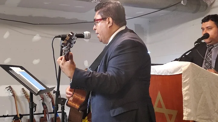 Rene Torres Photo 35