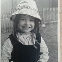 Sarah Maiden Photo 6