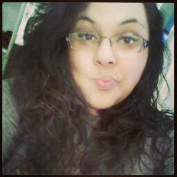 Vicky Bernal Photo 9