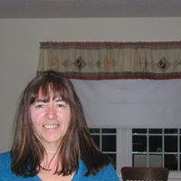 Vicki Hayward Photo 8