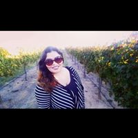 Alicia Becerra Photo 8