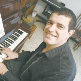 Carlos Guzman Photo 15