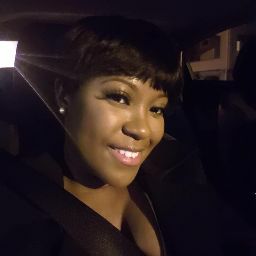 Erika Carter Photo 9