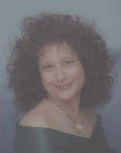 Julie Mclaughlin Photo 19