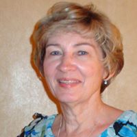 Anne Linder Photo 3